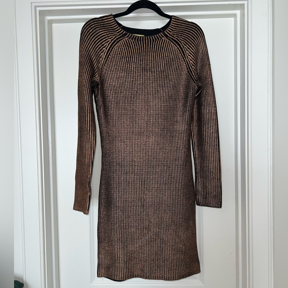 Like new Gianni Bini Copper-Brown Ribbed Long Sleeve Knit Dress